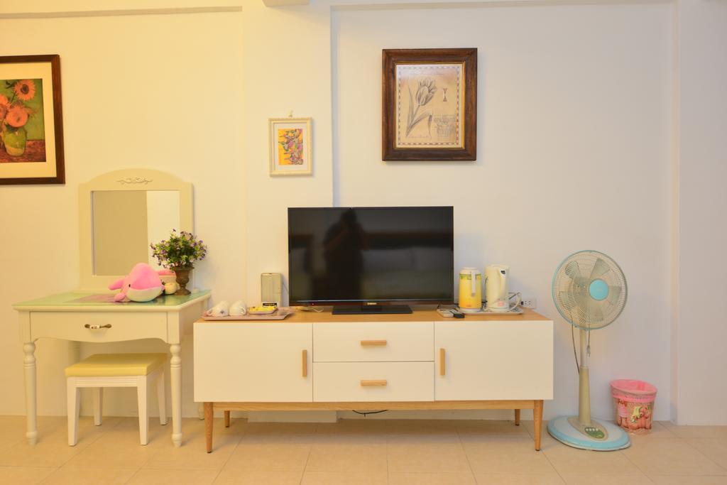 Ae 快樂 腳 旅宿 Bed & Breakfast Hualien City Room photo